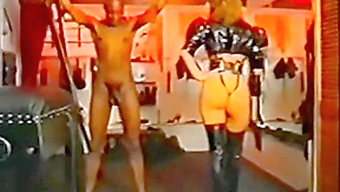 best cuckold interracial cleanup (rare)